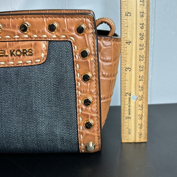 Michael Kors Selma Mini Messenger Dark denim Purse Crossbody - Picture 16 of 16